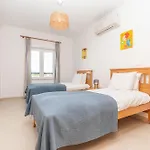 Isabelle Apartment, Mato Santo Espirito Apartamento